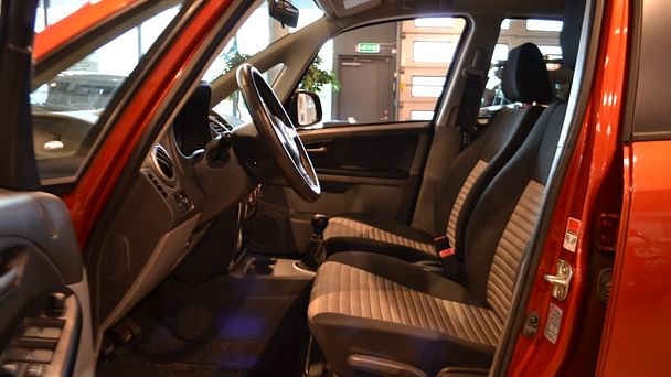 Suzuki SX4