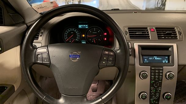 Volvo V50