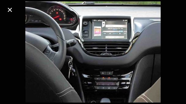 Peugeot 208 med Vinterdekk