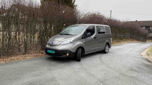 Nissan e-NV200 Fourgon med Vinterdekk