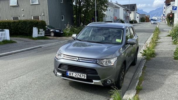 Mitsubishi Outlander, 2015, Blyfri 95, automatisk