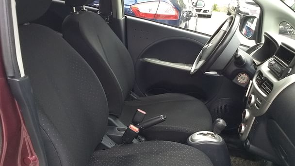 Mitsubishi i-Miev med Lydinngang