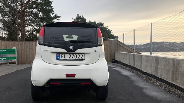 Peugeot iOn