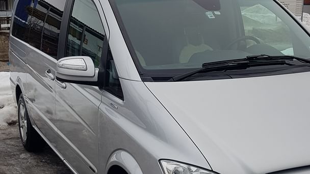 Mercedes Viano med GPS