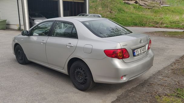 Toyota Corolla med Vinterdekk