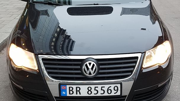 Volkswagen Passat Kombi med Skistativ