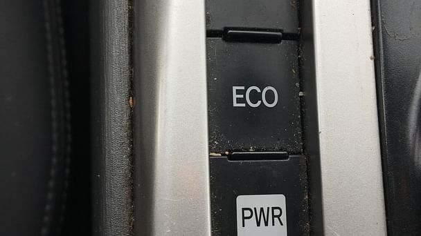 Toyota Prius +