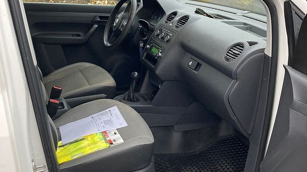 Volkswagen Caddy Maxi med Lydinngang