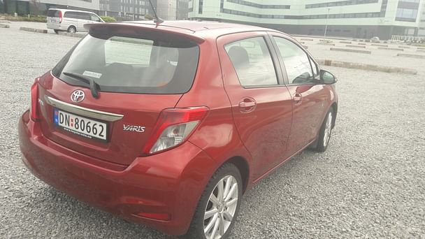 Toyota Yaris, 2012, Bensin, automatisk