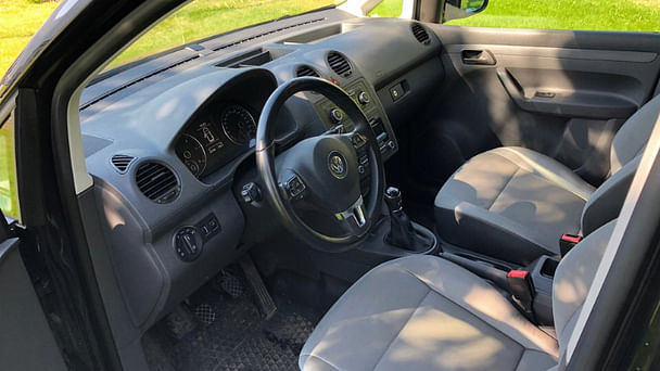 Volkswagen Caddy Maxi med Lydinngang