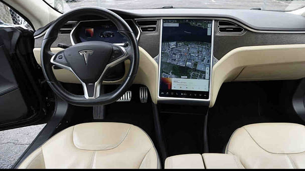 Tesla Model S med Vinterdekk
