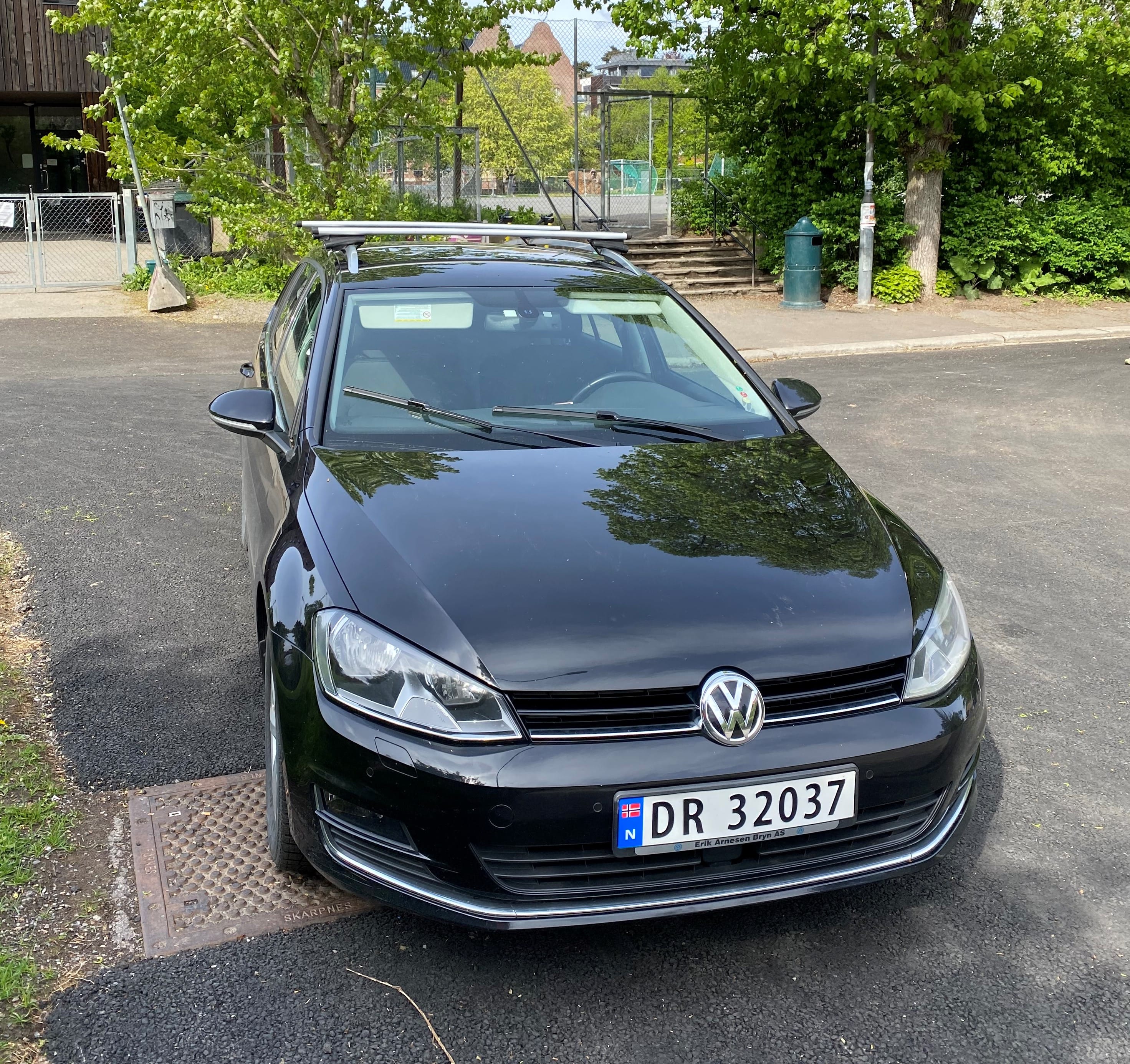 Volkswagen Golf Kombi with Cruise control