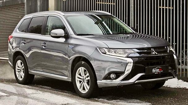 Mitsubishi Outlander med GPS
