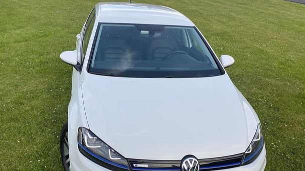 Volkswagen Golf R