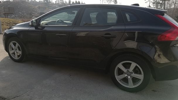 Volvo V40