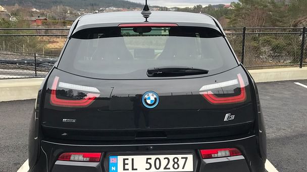 BMW i3