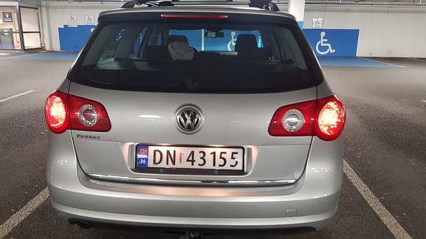 Volkswagen Passat Kombi med Skistativ