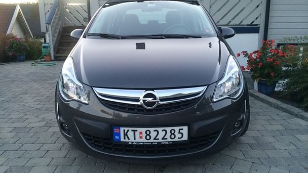Opel Corsa med Vinterdekk