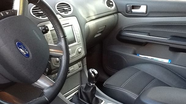 Ford Focus SW med Skistativ