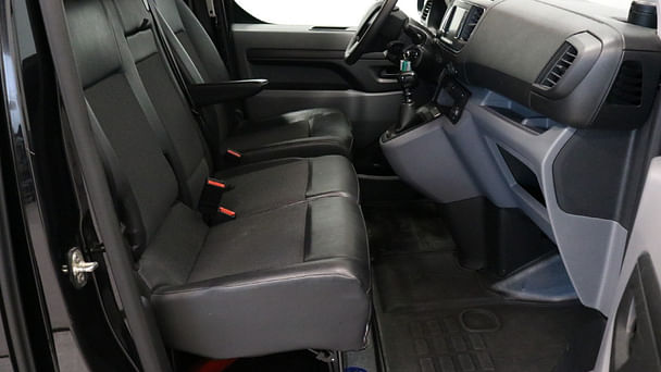 Peugeot Expert med Vinterdekk