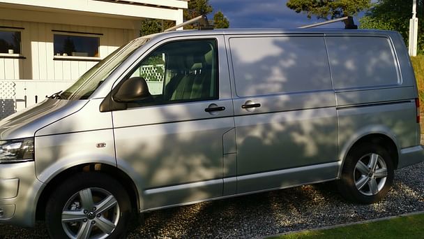 Volkswagen Transporter med Skistativ