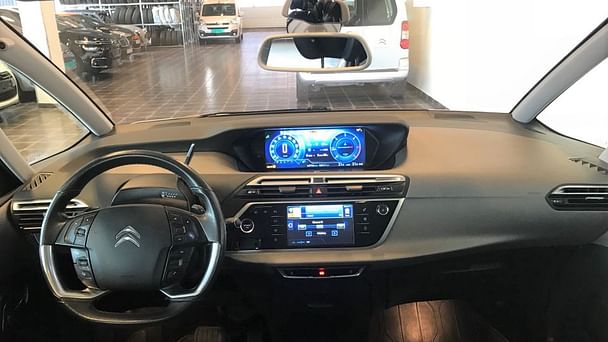 Citroen C4 Picasso med Vinterdekk