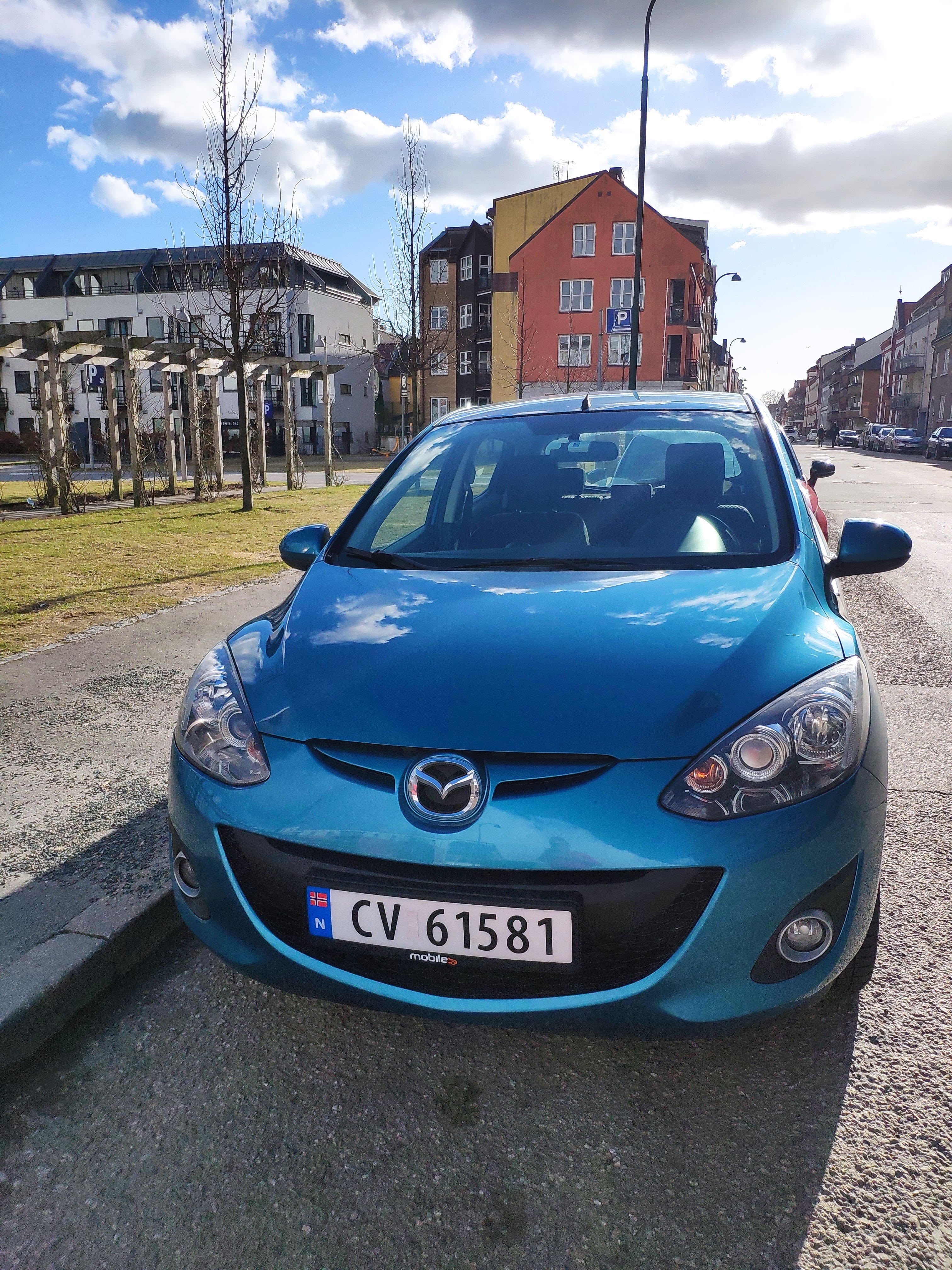 Mazda 2 med Aircondition
