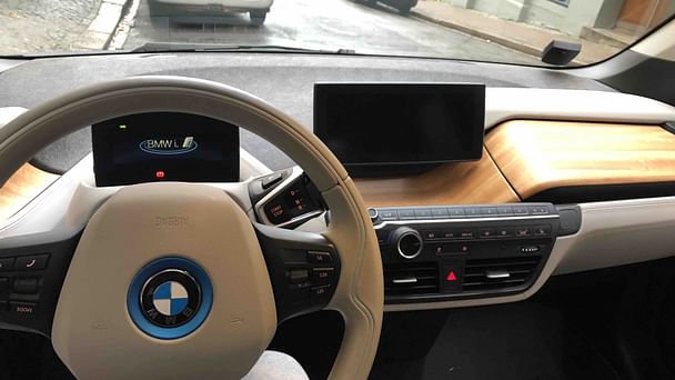 BMW i3 med Vinterdekk