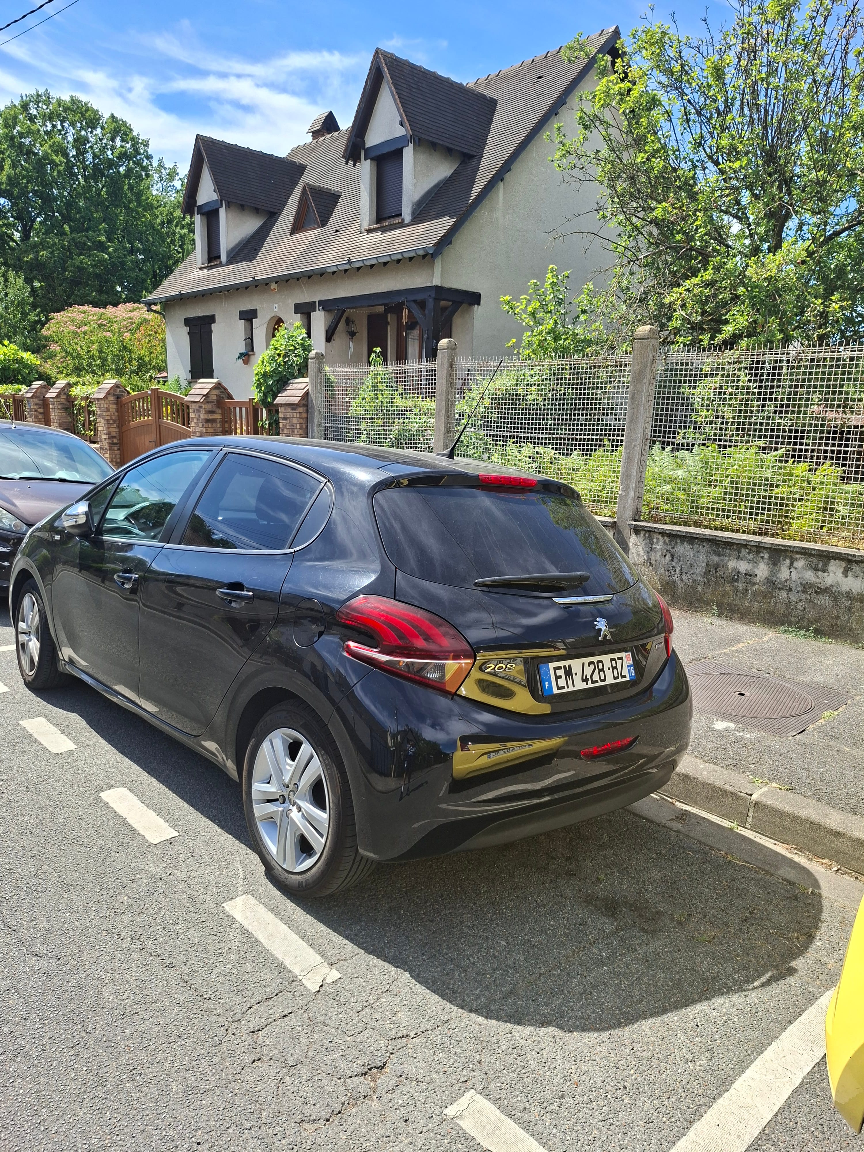 Peugeot 208 avec Climatisation