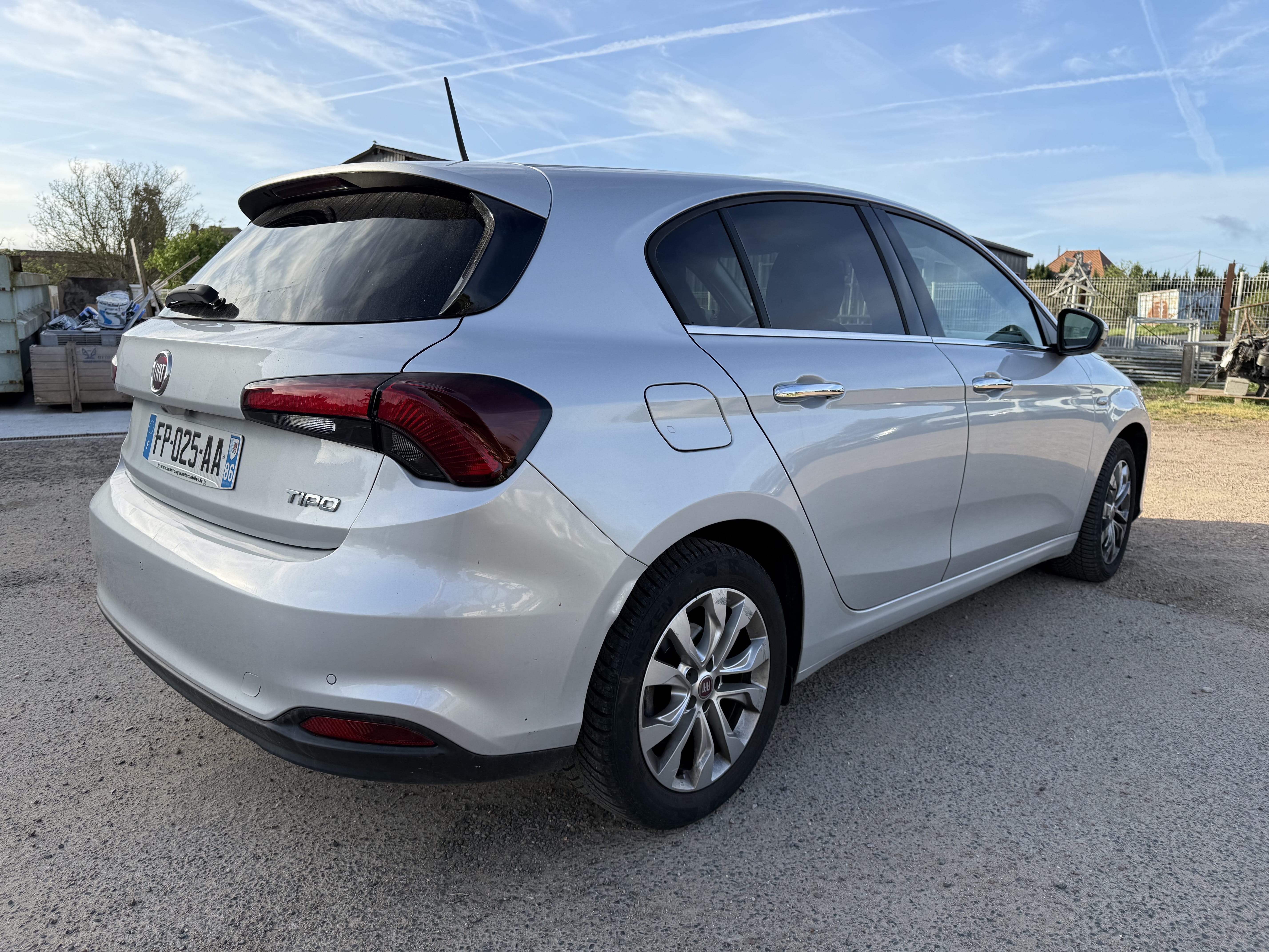 Fiat Tipo avec Caméra de recul