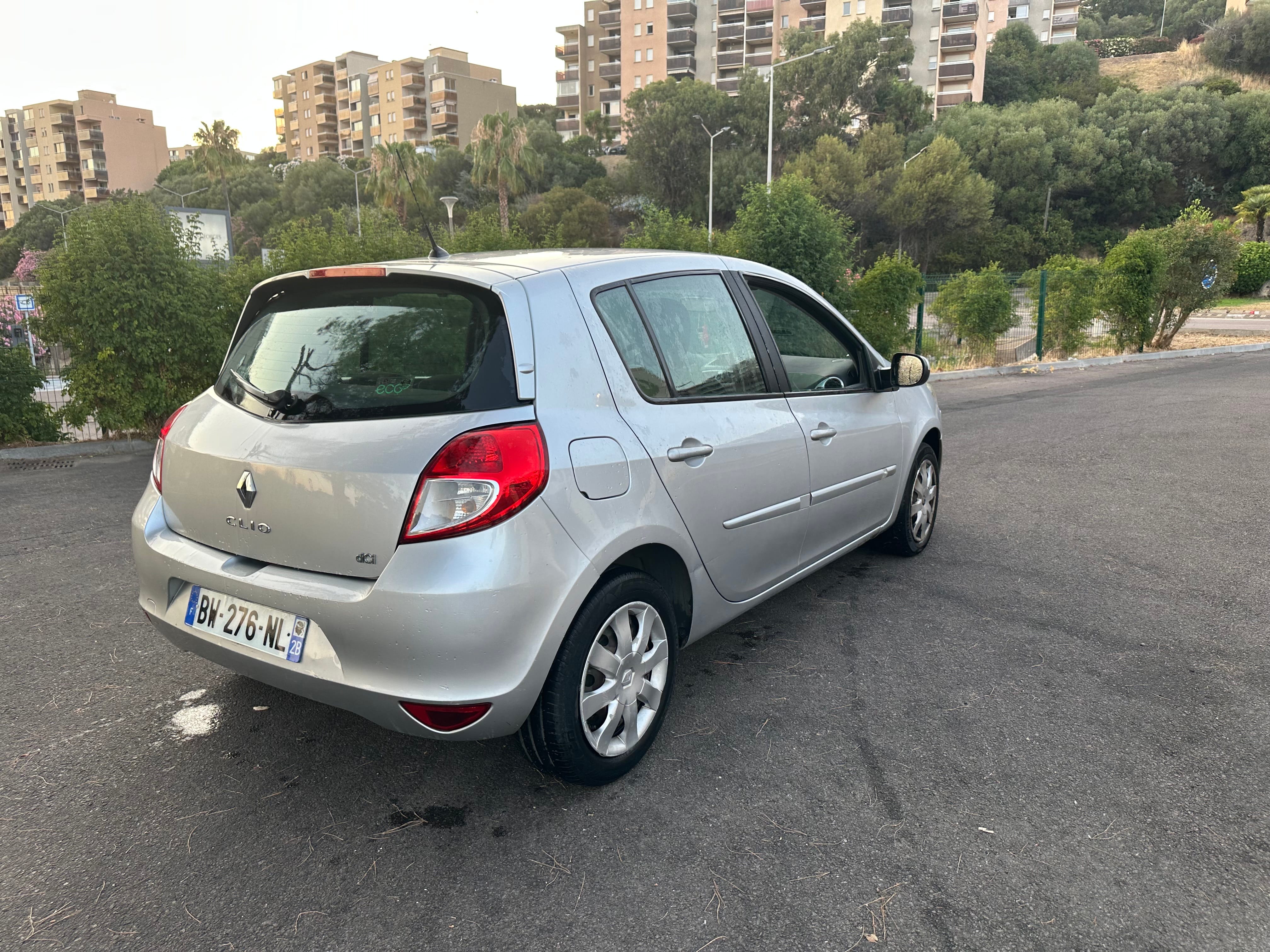 Renault Clio avec Régulateur de vitesse