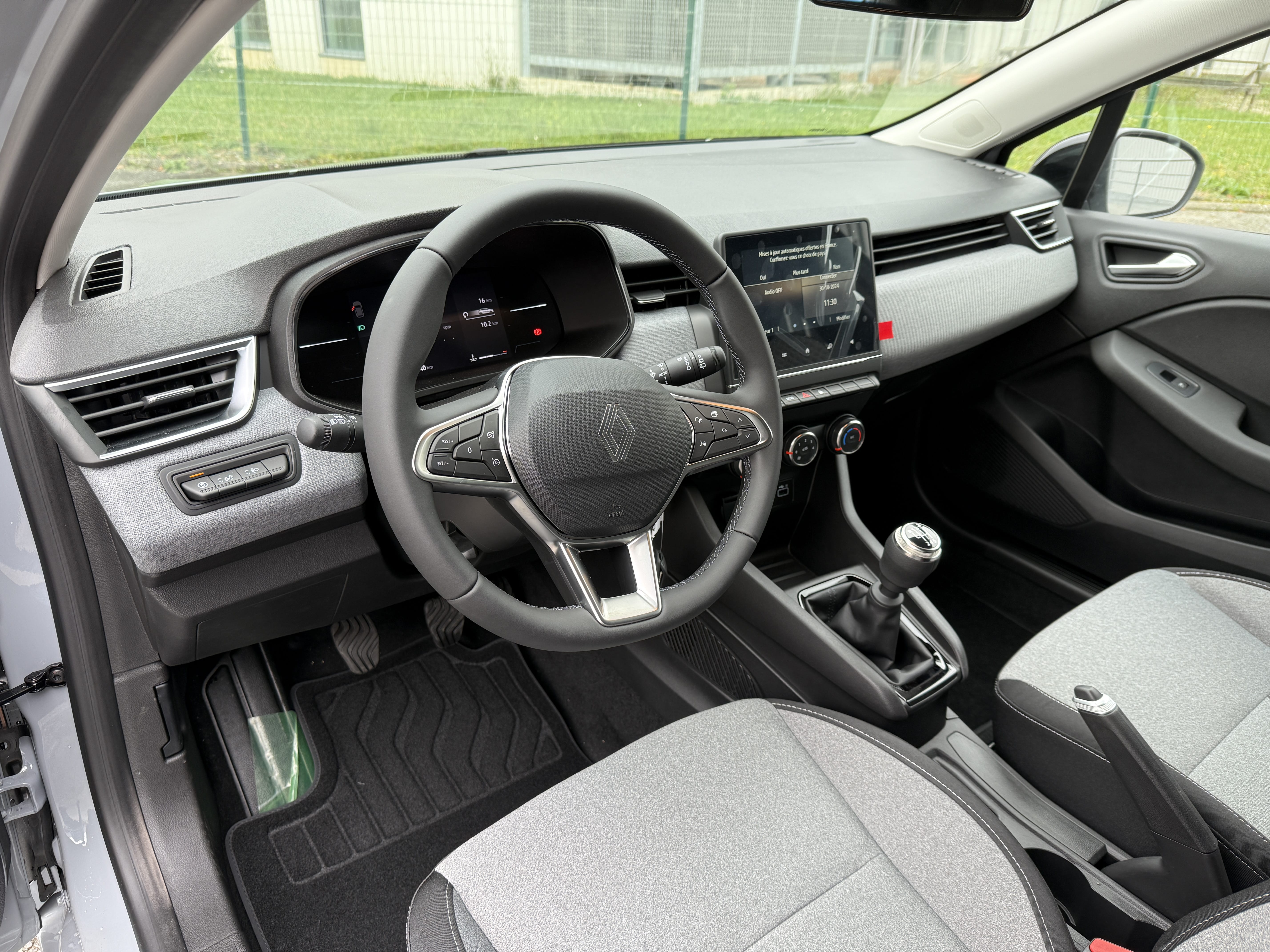 Renault Clio avec Siège bébé