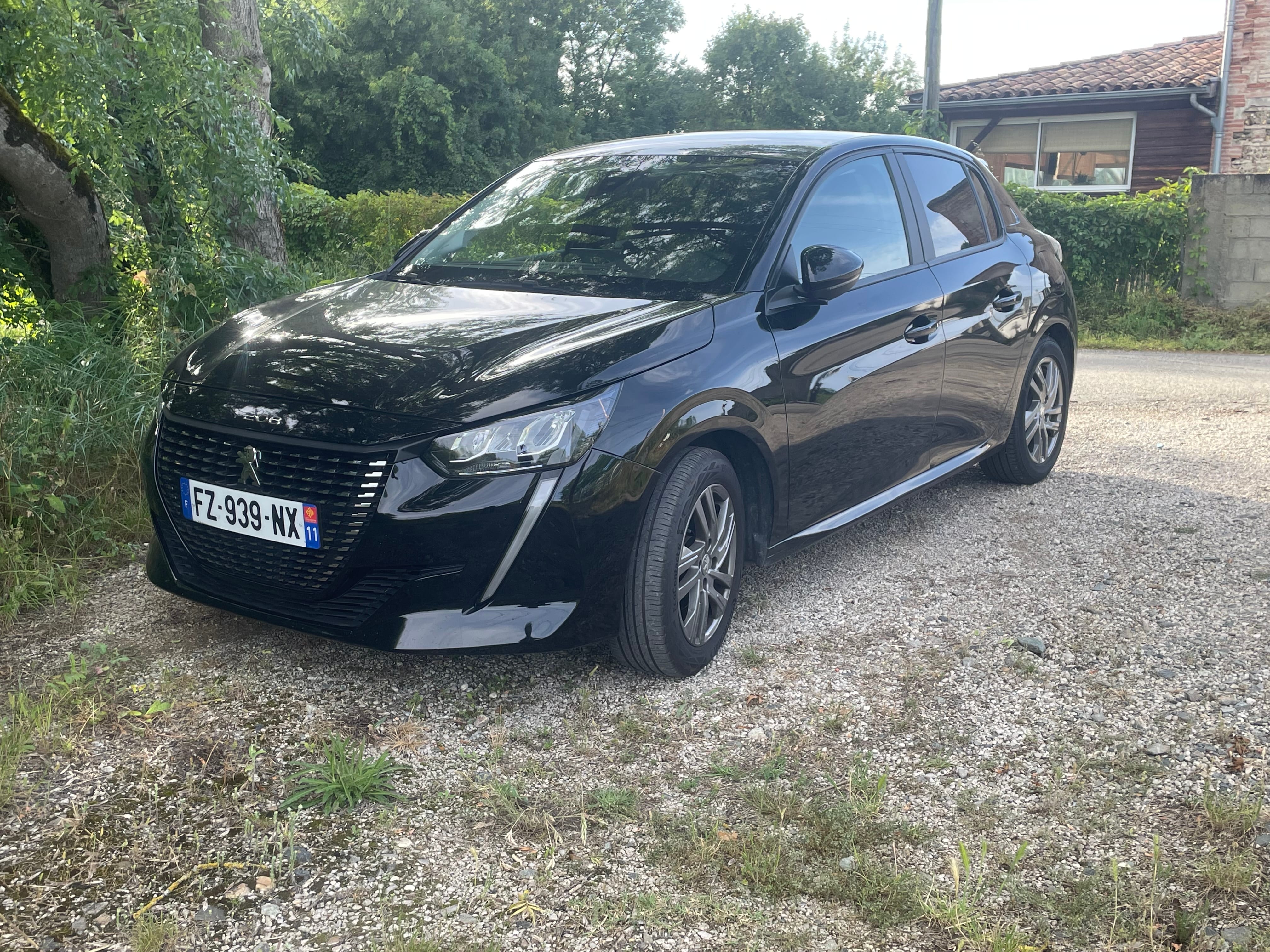 Peugeot 208, 2021, Essence 95