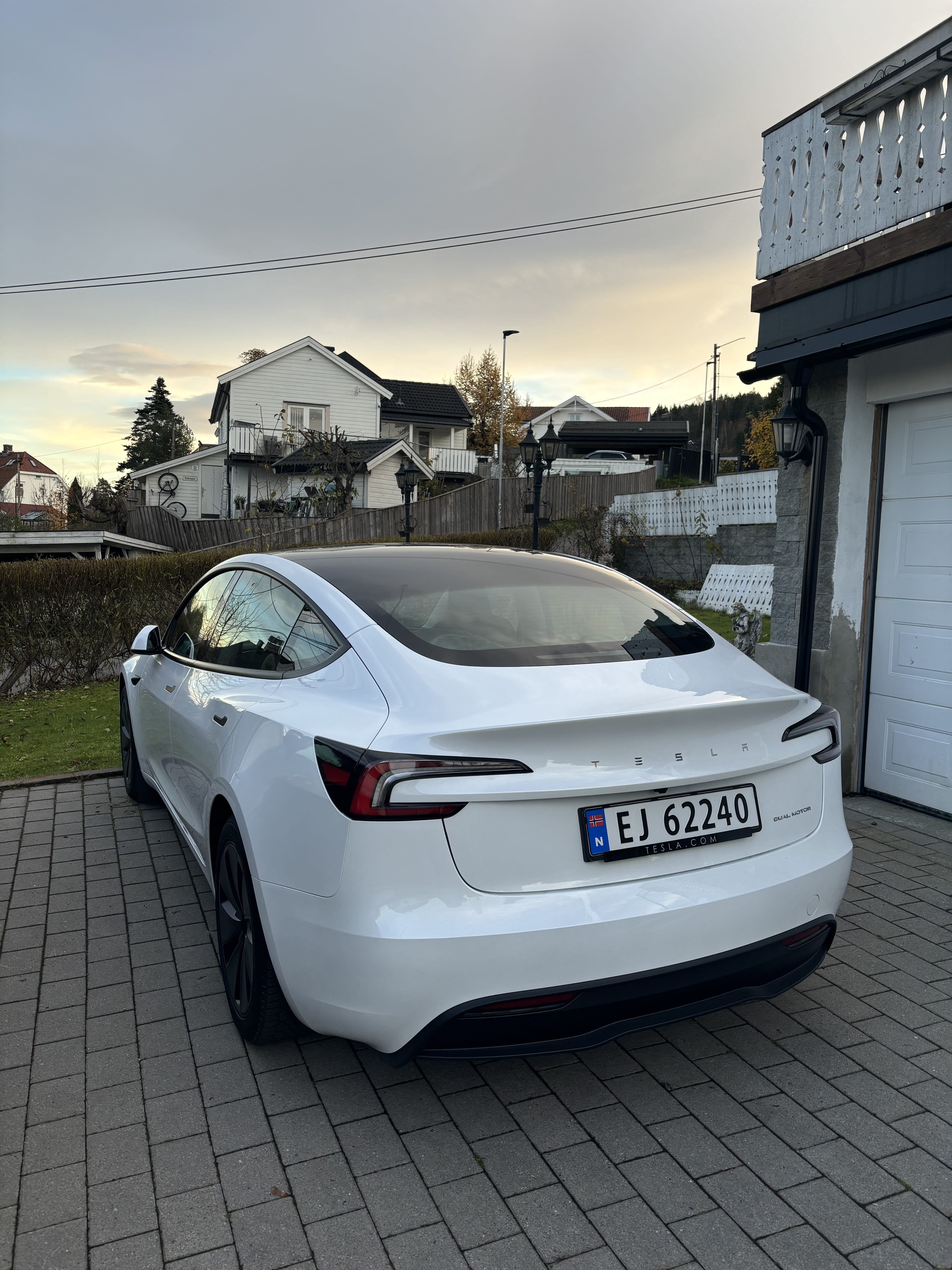 Tesla Model 3 Long Range mit Klimaanlage