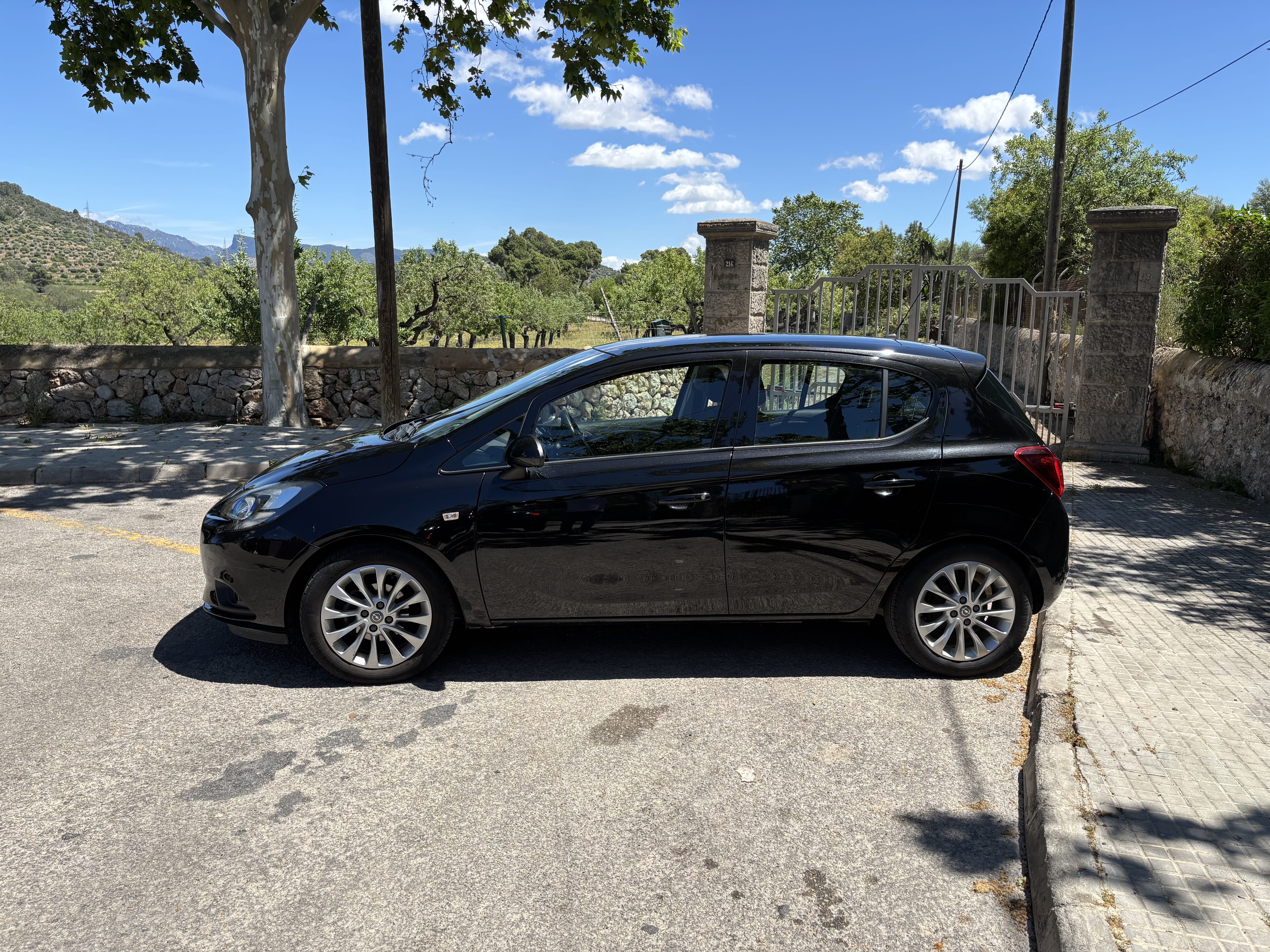 Opel Corsa-E 1,4 gasolina con Aire acondicionado