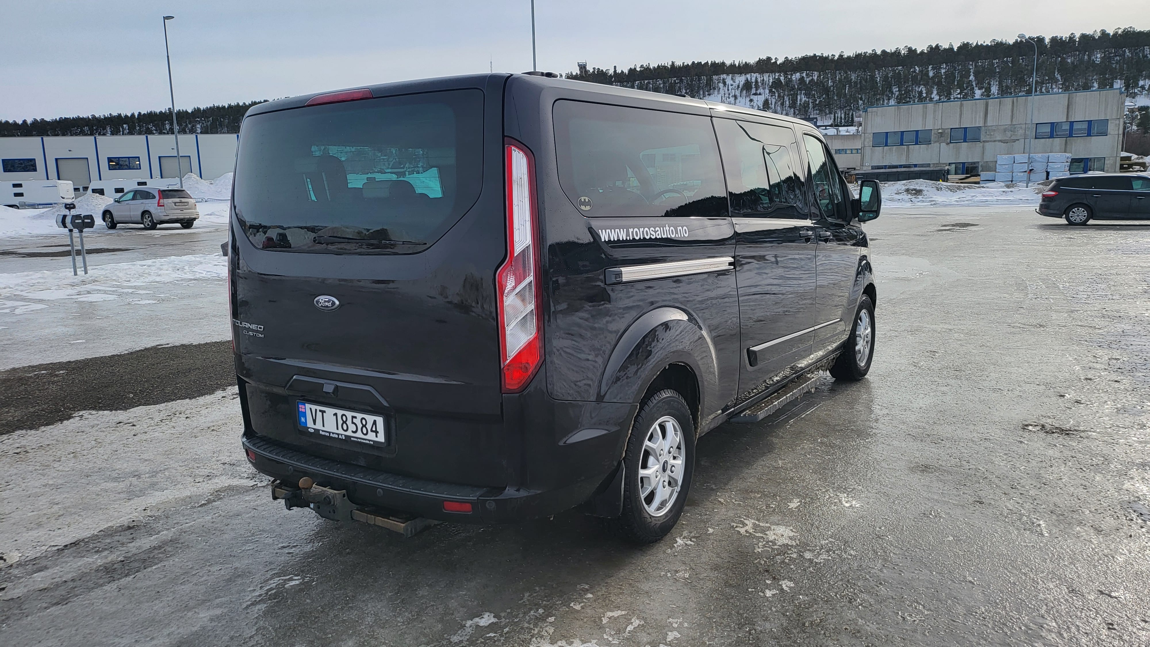 Ford Tourneo Custom 2,2 tdci med Babysete