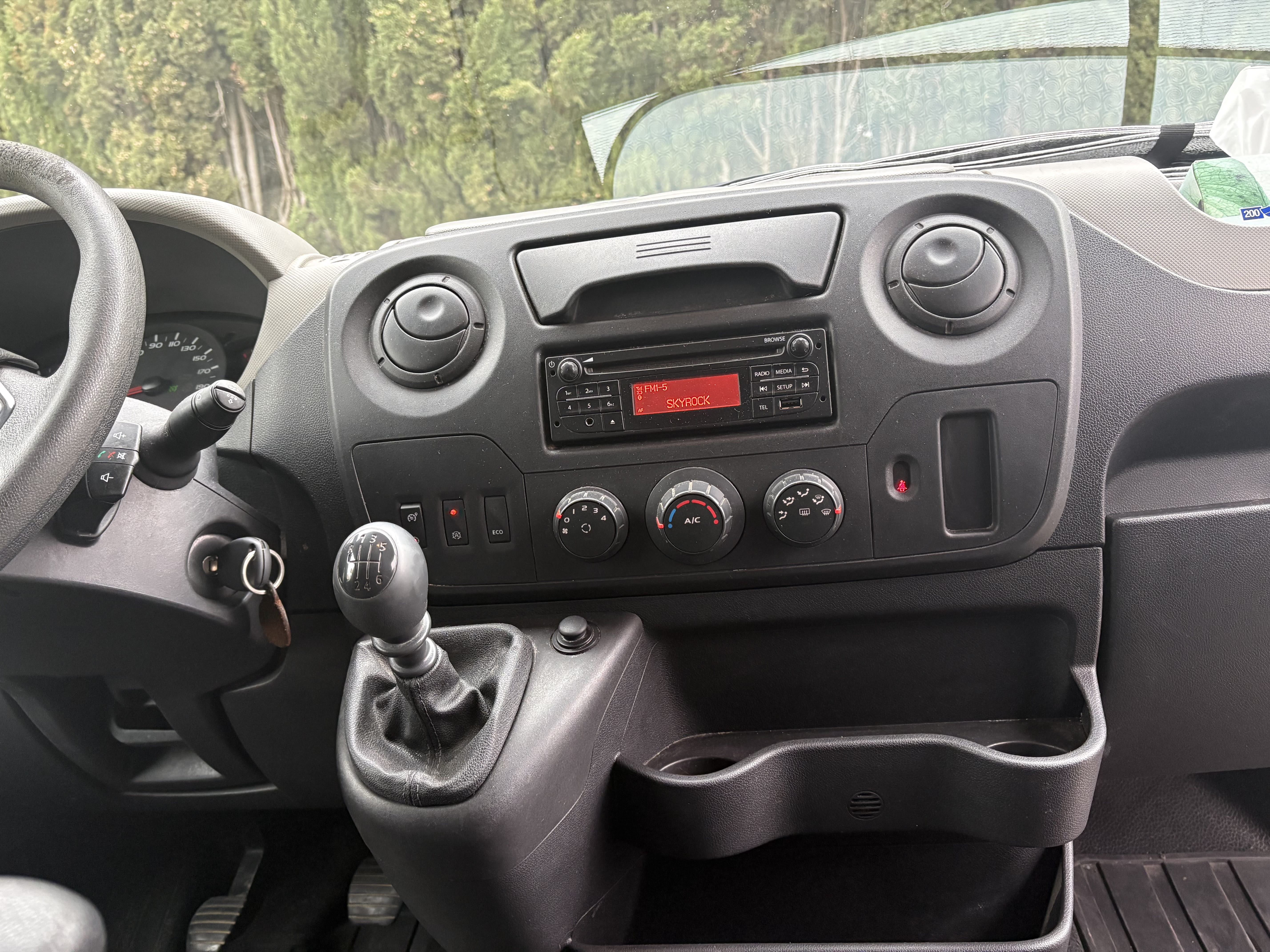 Nissan NV400 2.3 dci 145CV