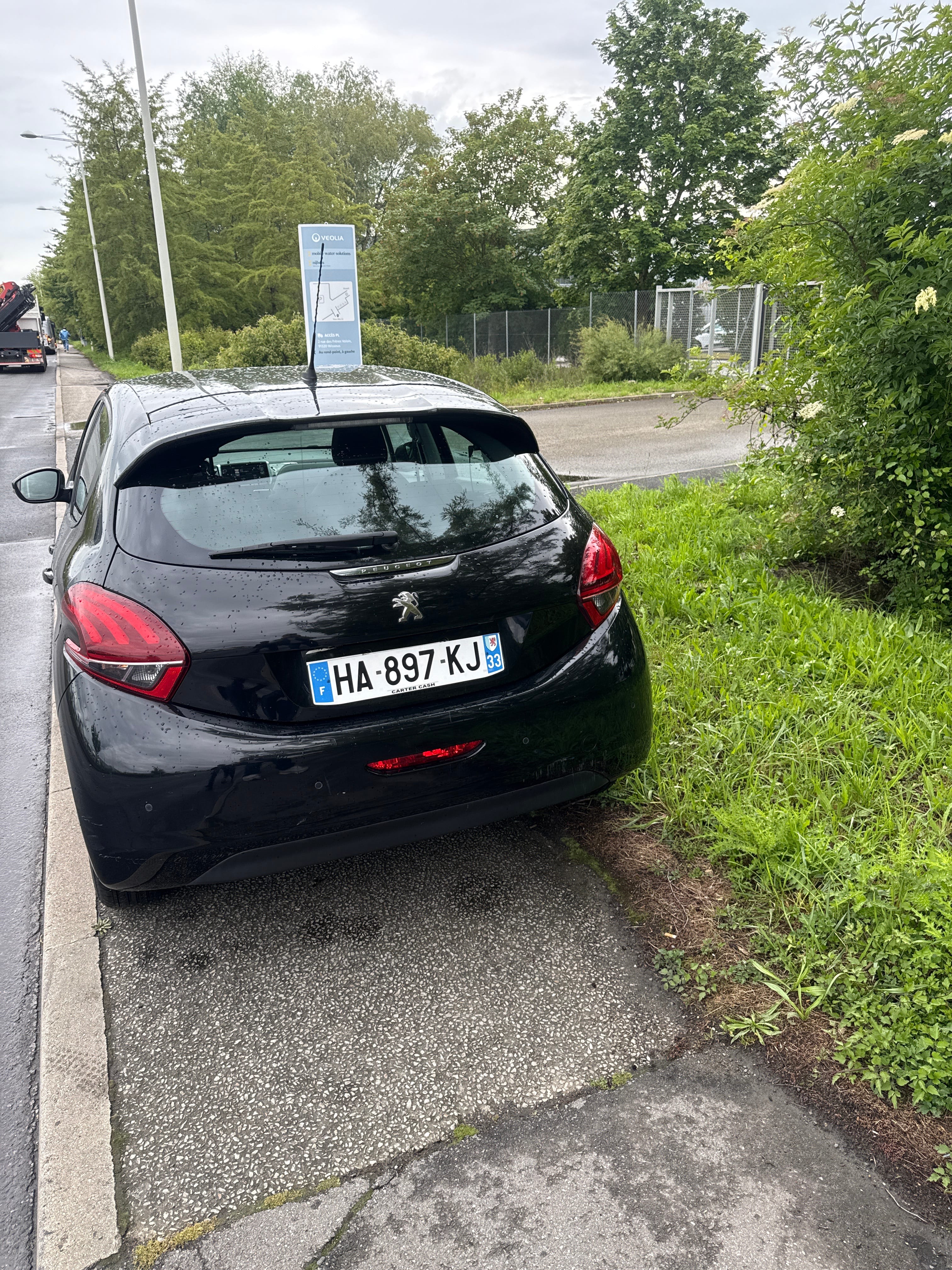 Peugeot 208 avec GPS