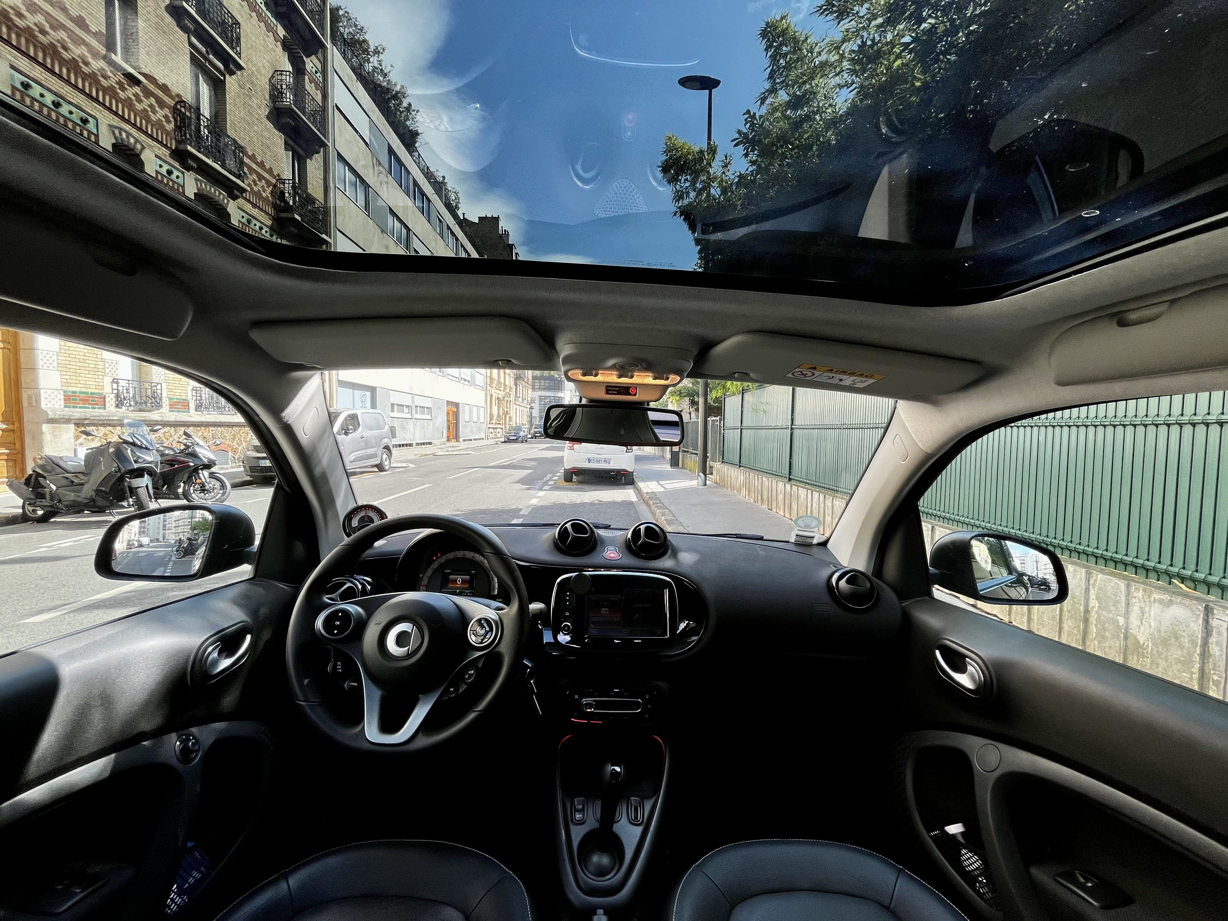 Smart Fortwo Coupé EQ - recharge incluse dans le prix mit Navigationsgerät