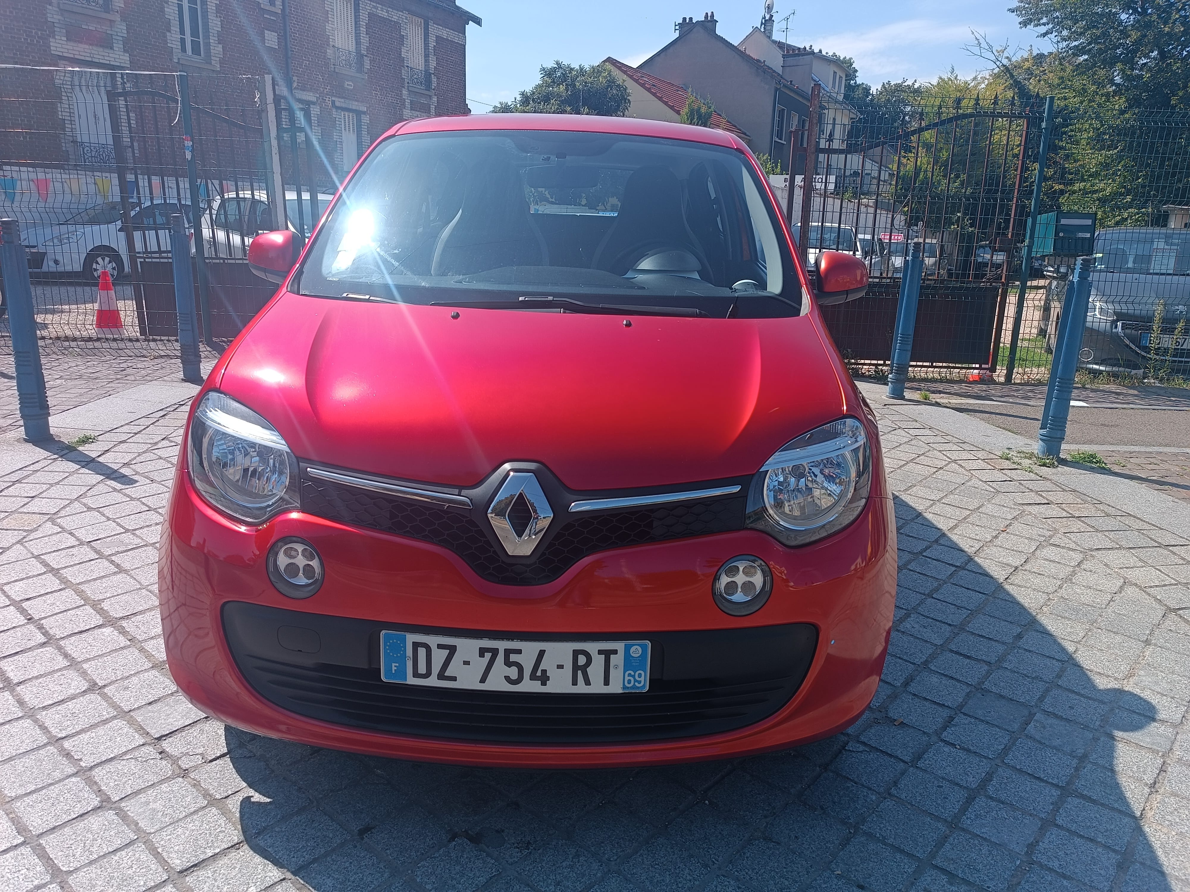 Renault Twingo III avec Entrée audio / iPod