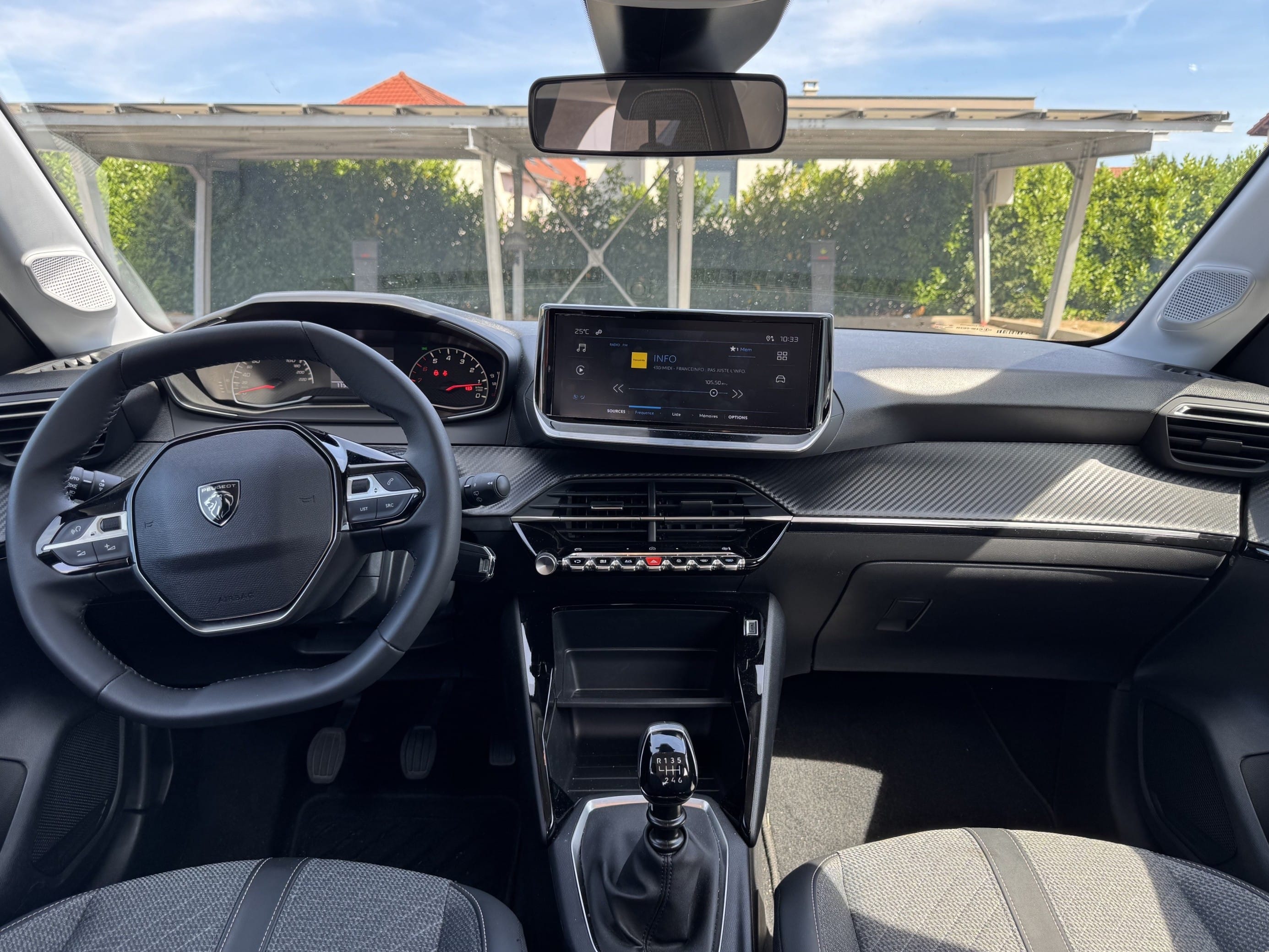 Peugeot 208 avec Port USB