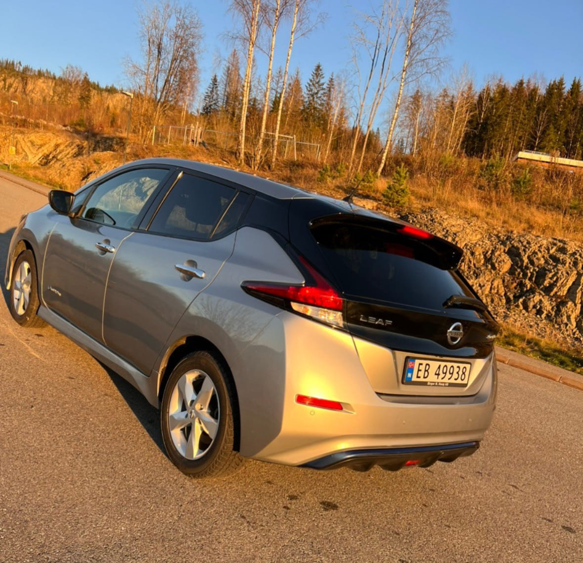 Nissan Leaf Electric (Tekna) med alt utstyr med GPS