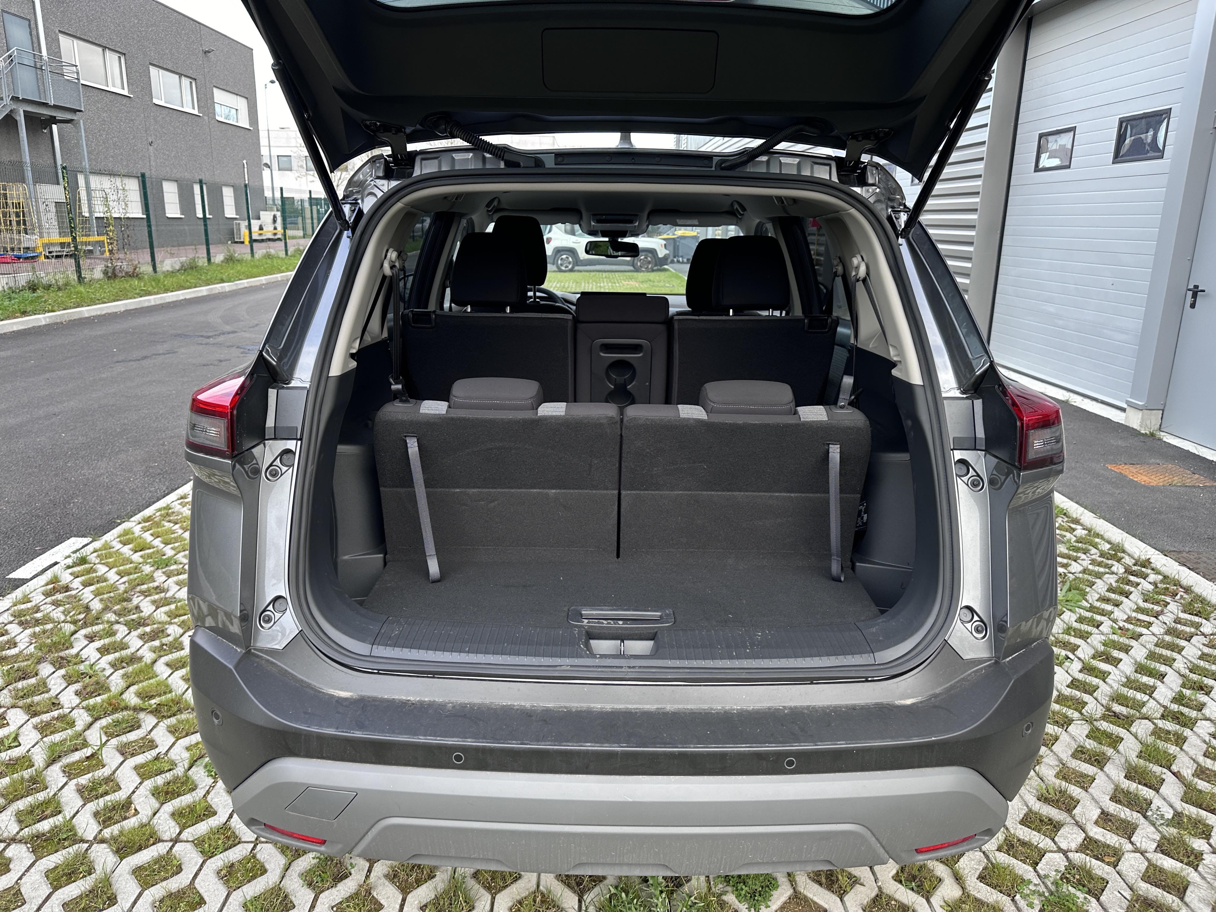 Nissan X-Trail N-CONNECTA E-4ORCE HEV 213CH BVA 7 PLACES avec Apple CarPlay