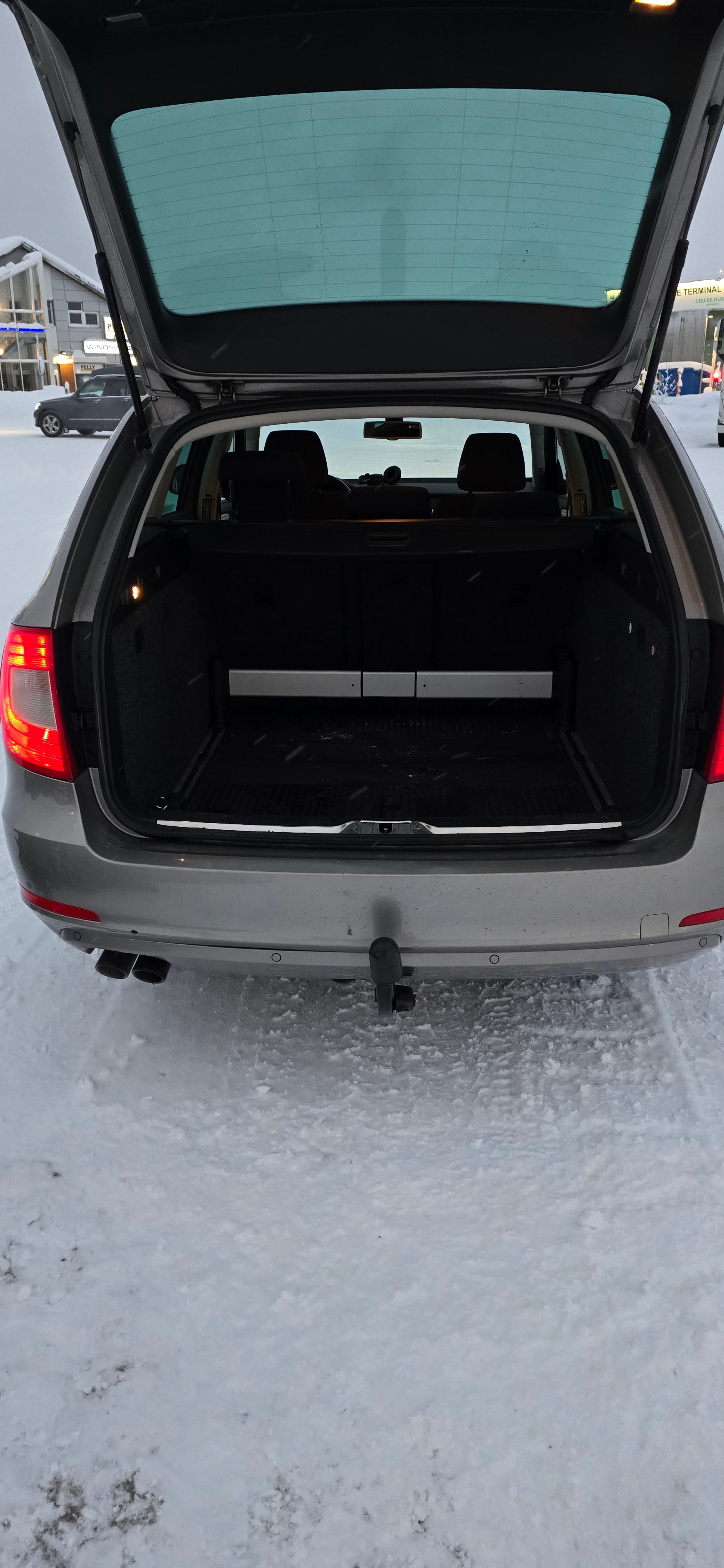 Skoda Superb 2.0 tdi med Firehjulstrekk