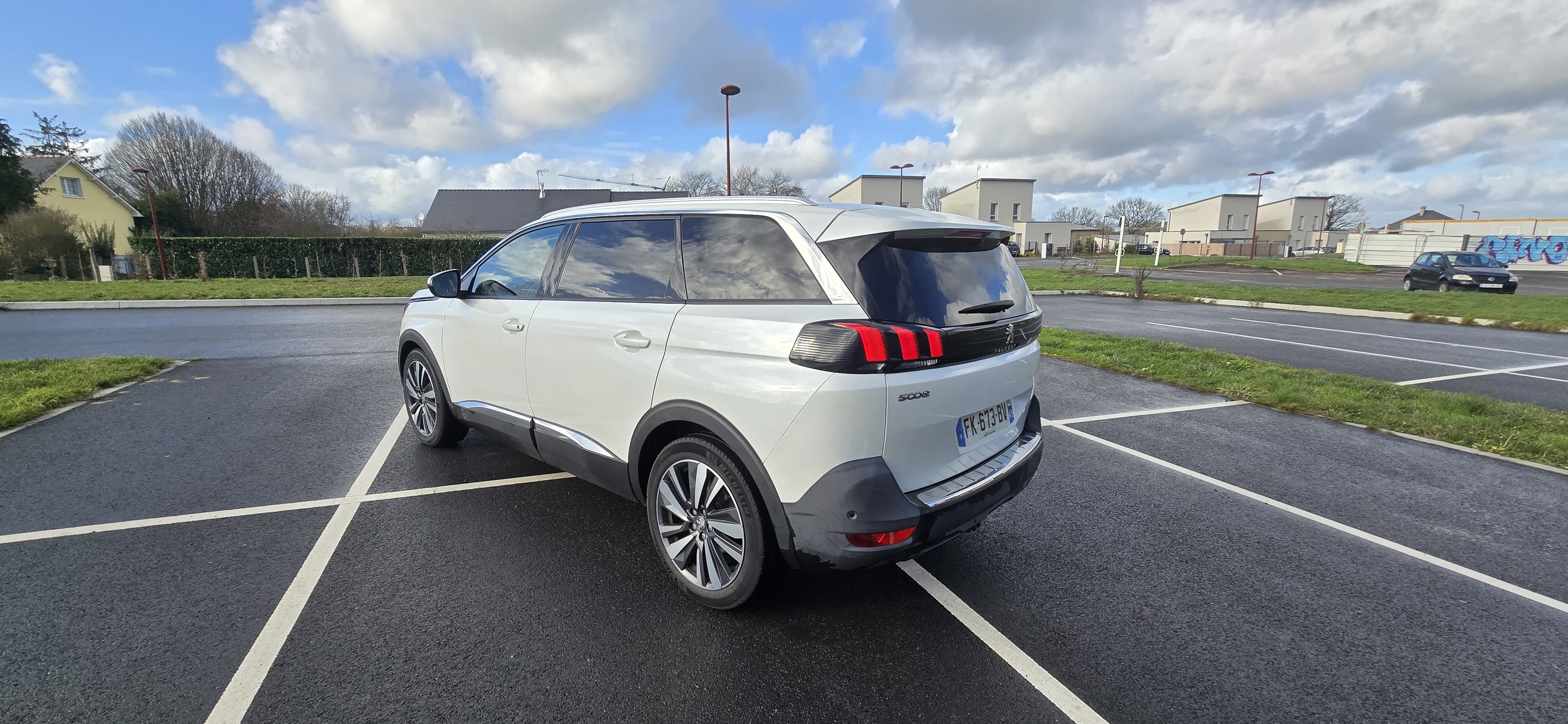 Peugeot 5008 2l HDI EAT180 avec Climatisation
