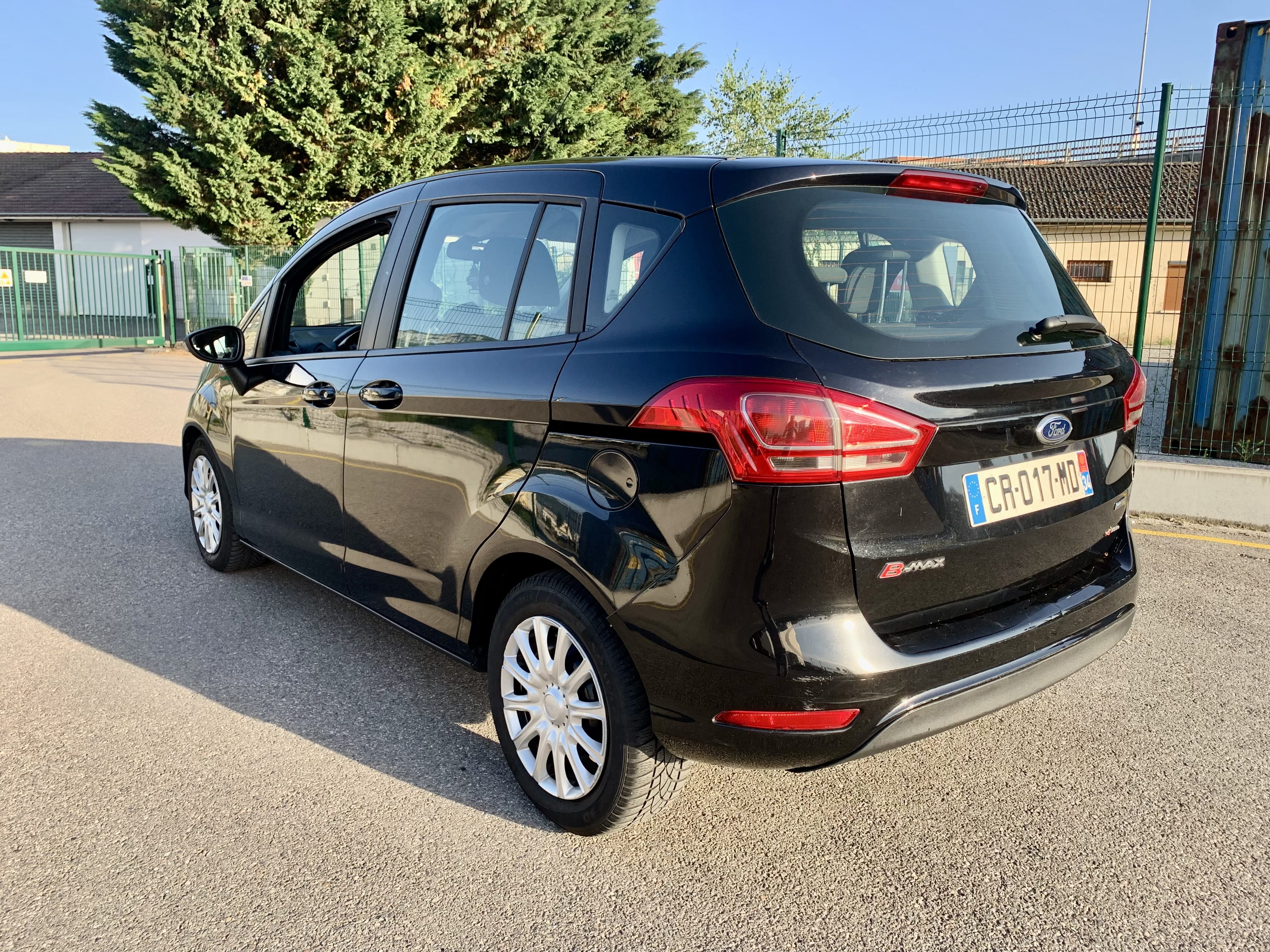 Ford B-Max avec Climatisation