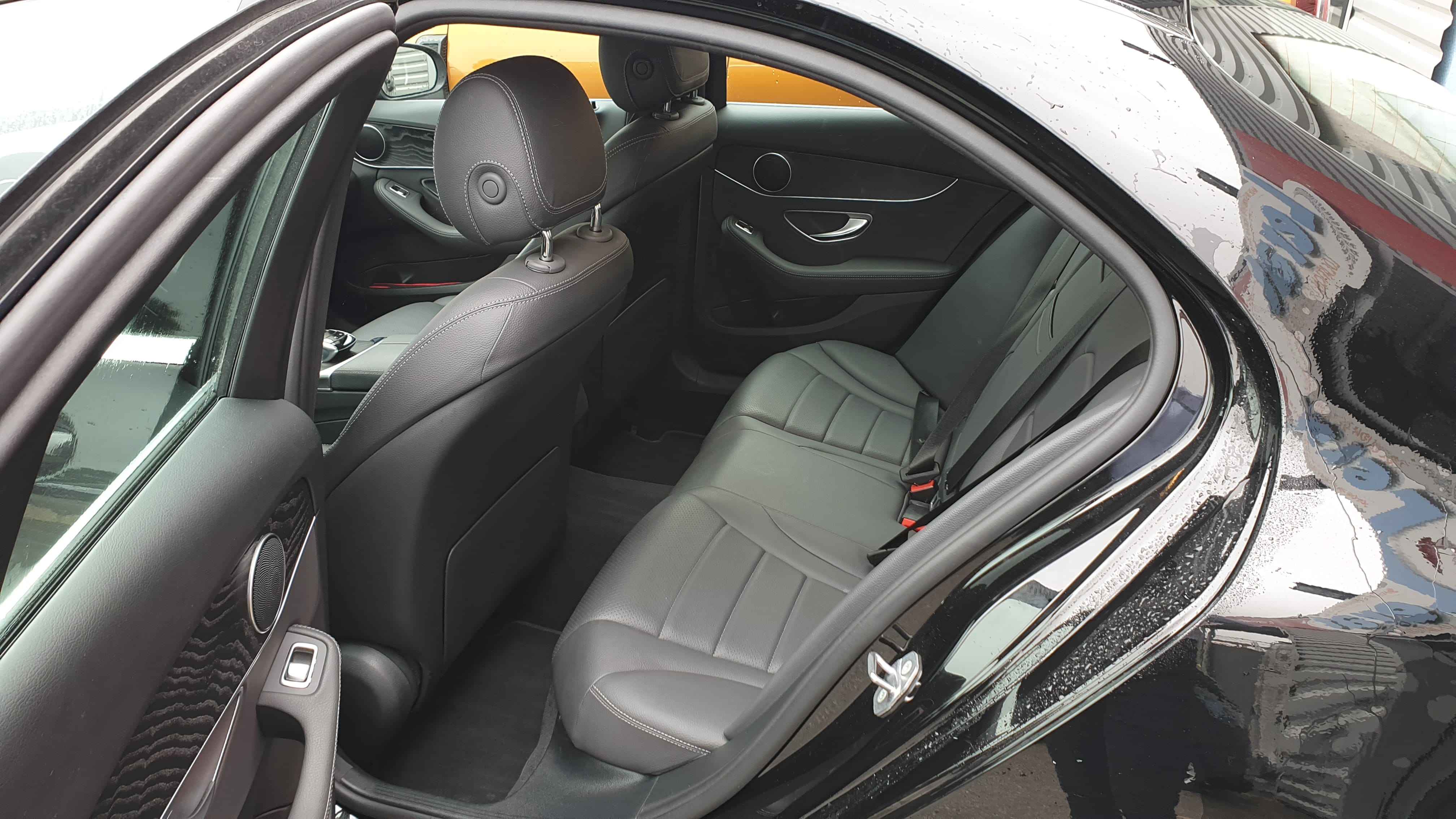 Mercedes Classe C 200D avec GPS