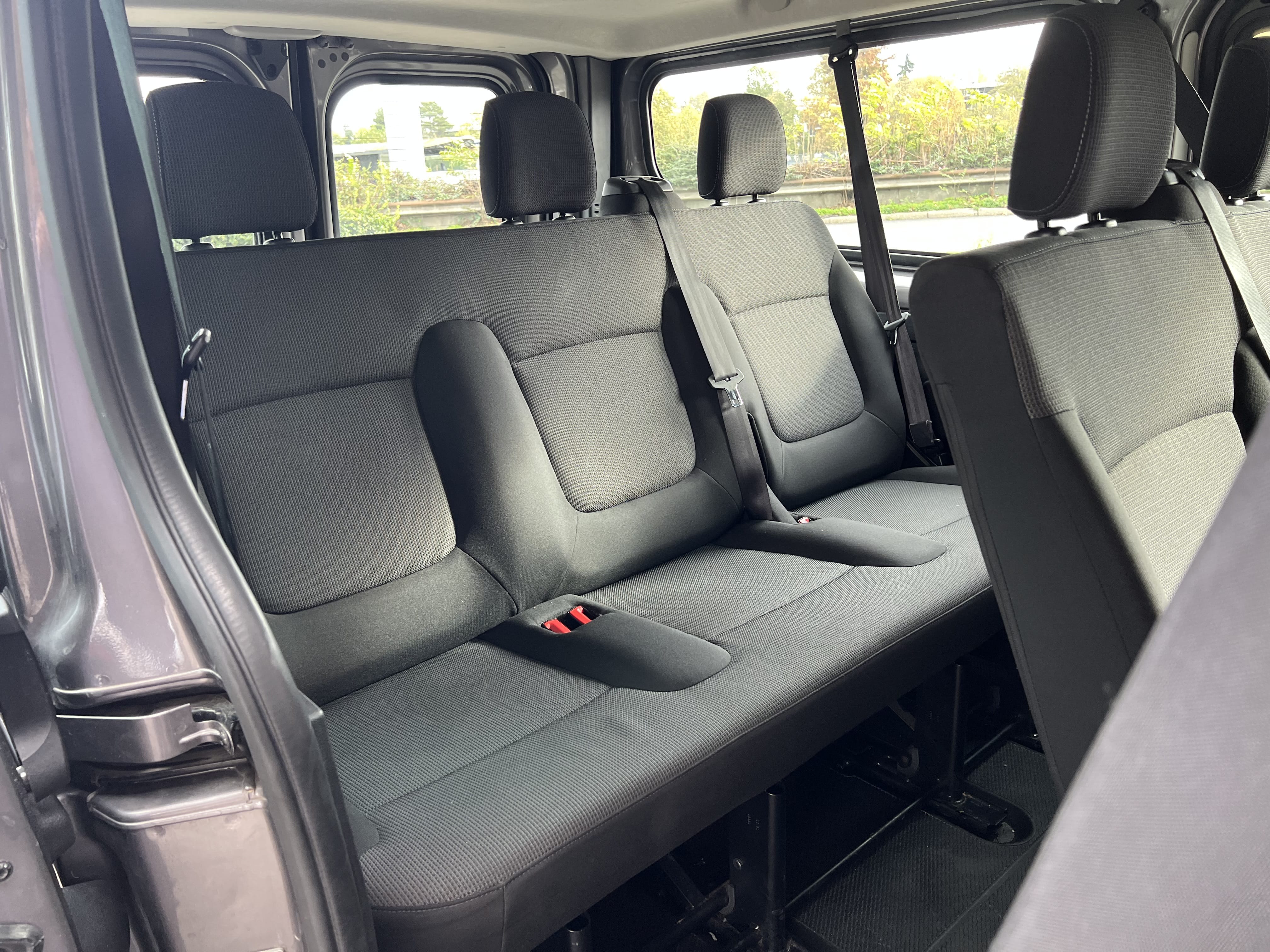 Renault Trafic Passenger 2.0l dCi avec Android Auto
