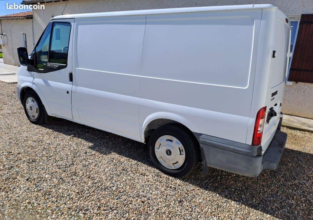 Ford Transit Fourgon 2.0 TDCI avec Climatisation