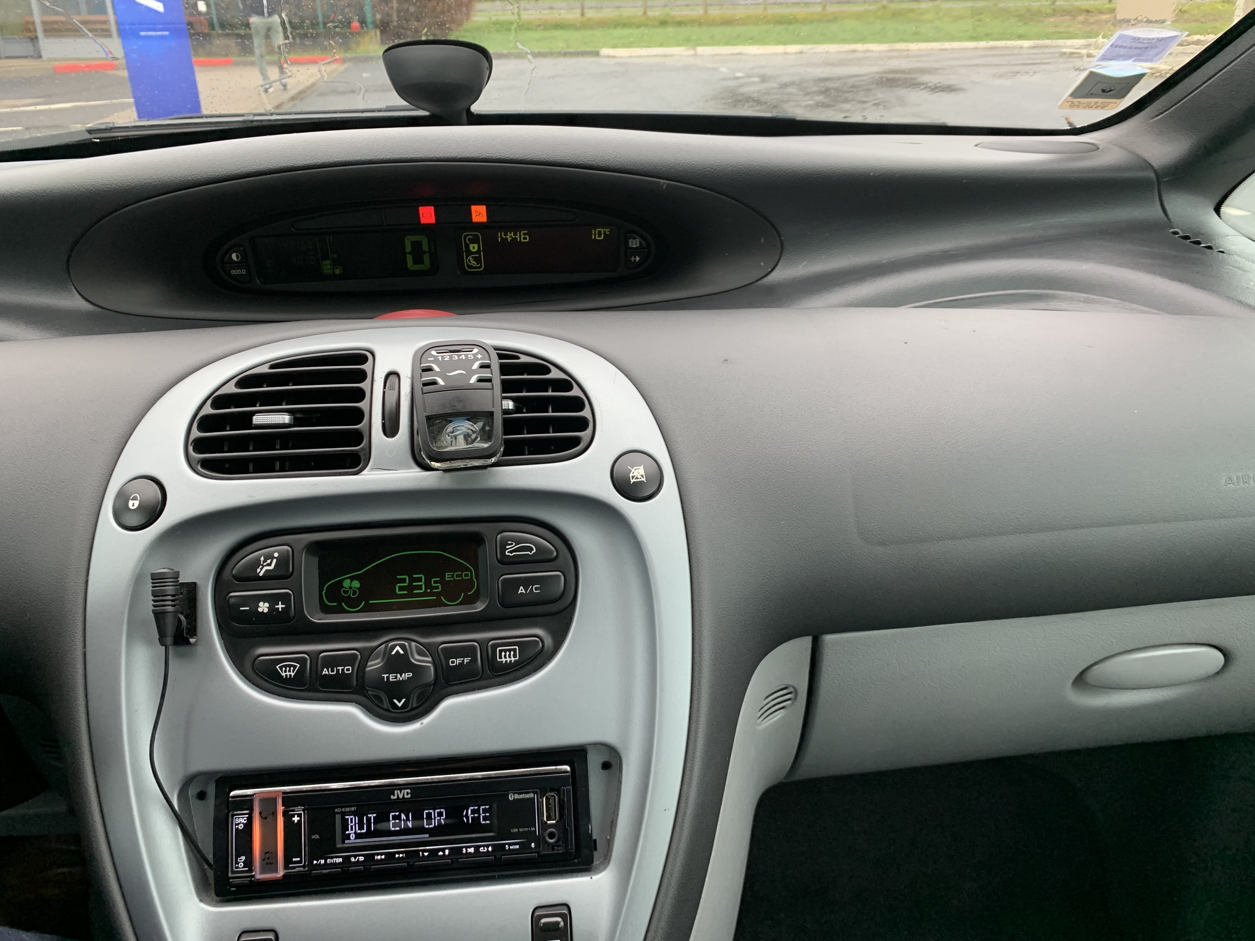 Citroen Xsara Picasso avec GPS